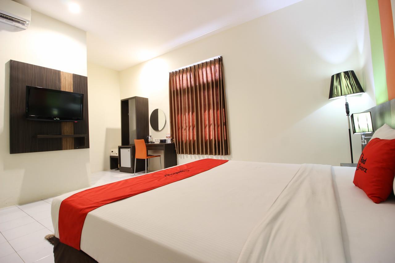 Reddoorz Plus Near Keraton Yogyakarta 2 Zewnętrze zdjęcie