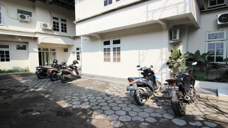 Hotel Reddoorz Plus Near Keraton Yogyakarta 2 Zewnętrze zdjęcie